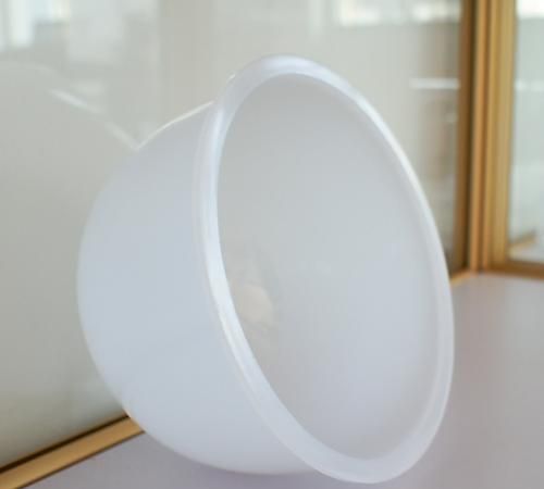 塑料灯罩发黄有什么方法可以搽干净的东西