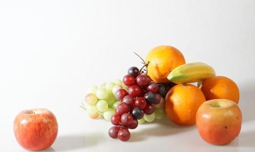 葡萄和香蕉一起吃会中毒吗,香蕉葡萄能一起吃