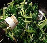 菊花菜的做法,花菜怎么做好吃图7