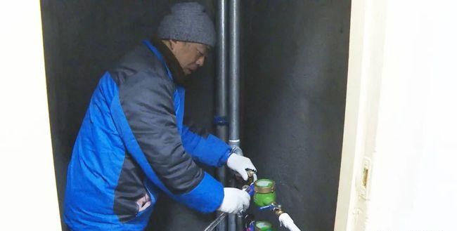 冬天楼道的暖气管没有水管子怕冻吗