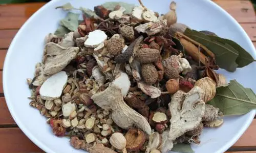 炖肉的香料有哪些,炖肉的香料有哪些图8