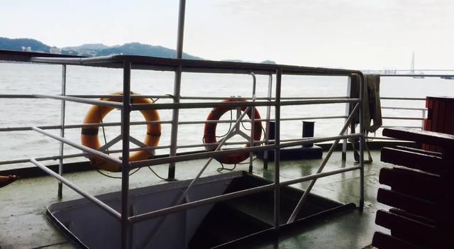 海水是什么味道的，海是蓝色的吗？海水是什么味道的？图3