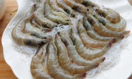 基围虾蒸多久才熟,基围虾蒸几分钟可以蒸熟图8