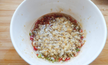 基围虾蒸多久才熟,基围虾蒸几分钟可以蒸熟图12