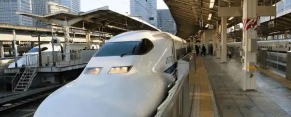 刮眉刀可以带上高铁或火车,刮眉刀可以带上高铁或火车吗图1