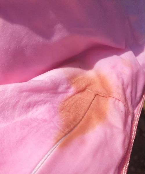 白色桑蚕丝用84洗黄了怎么办,我用84消毒液清洗白色桑蚕丝衣物的污渍结果变黄色了有什么补救办 ...