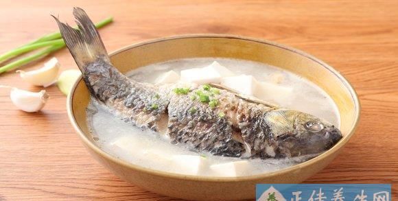 超简单鲫鱼汤的热量是多少大卡