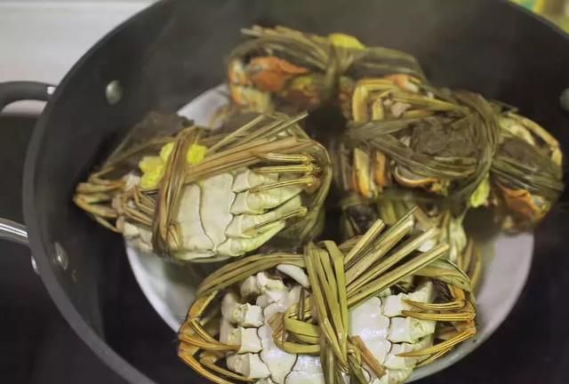 螃蟹蒸多久最佳时间,螃蟹蒸多长时间为好?图5