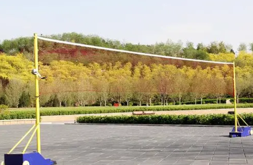 羽毛球网高多少,羽毛球网高度是多少米图1