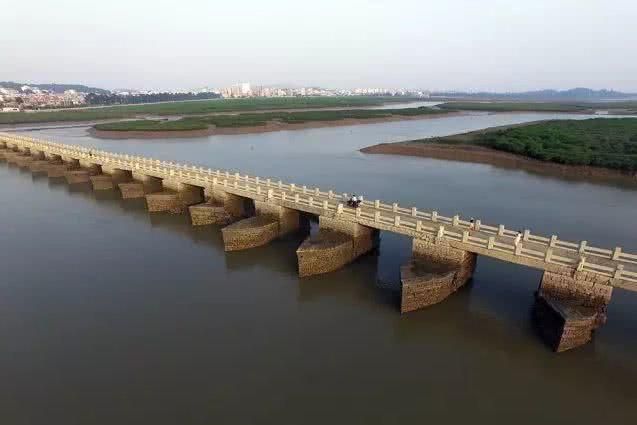 洛阳桥 在宁波吗