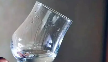 酒精挥发是什么意思,酒精挥发和酒精易挥发的区别图2