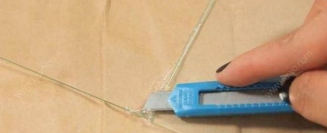 玻璃胶用什么可以溶解,玻璃胶用什么东西才能融化