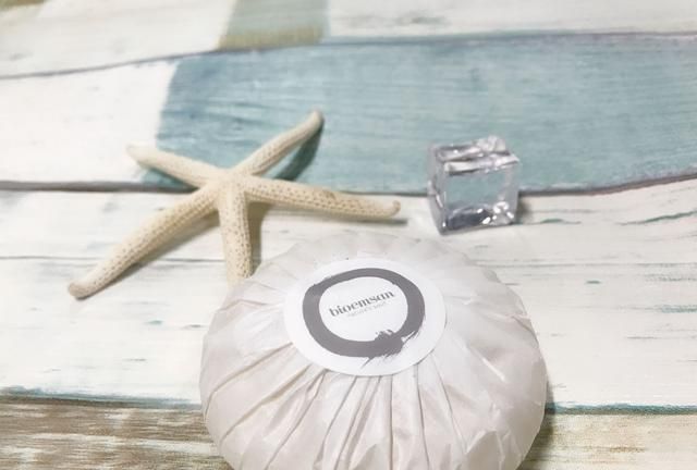 鼻翼两侧长粉刺,鼻子两侧长粉刺要怎么去除?图5