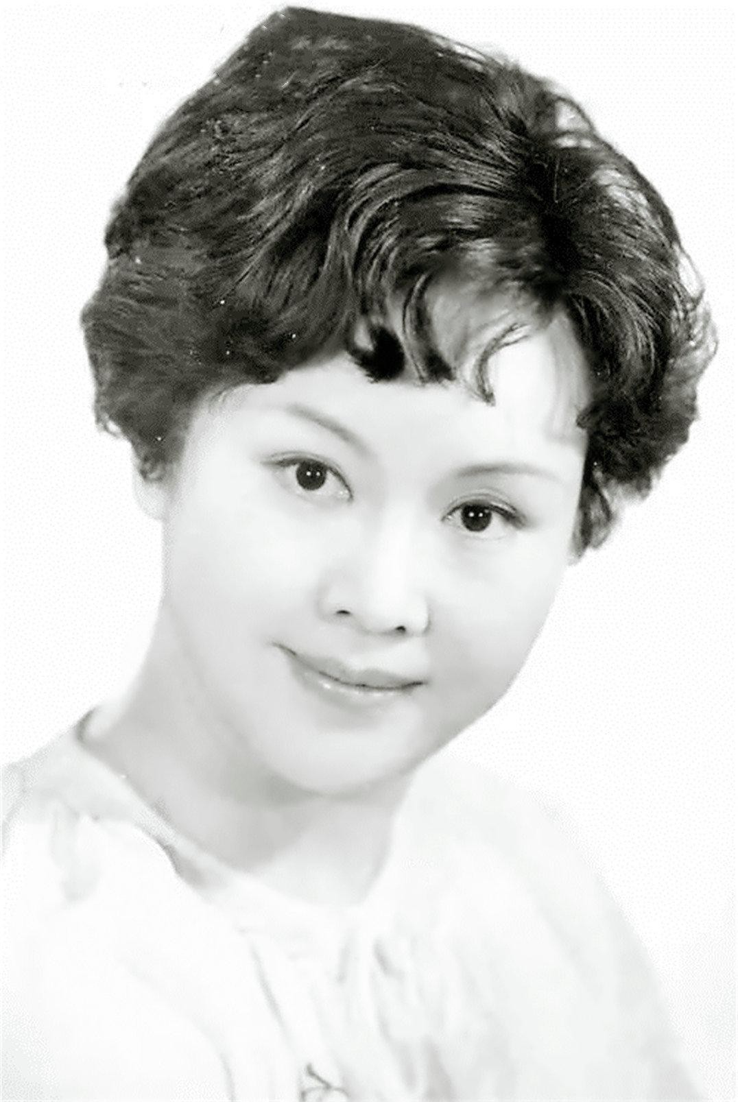 歌手李谷一：与金铁霖离婚难以割舍，再婚后愧对女儿，人生难十全