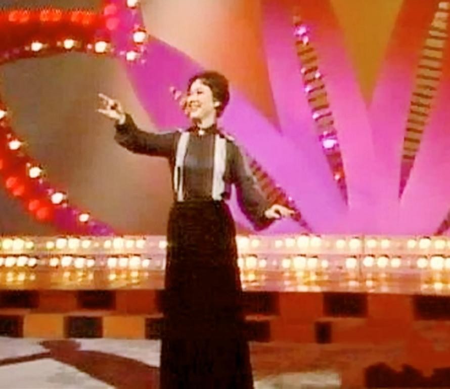 歌手李谷一：与金铁霖离婚难以割舍，再婚后愧对女儿，人生难十全