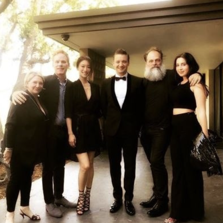 谢婷婷资料 ：37岁未婚生女，女儿已3岁，丈夫身份至今成谜