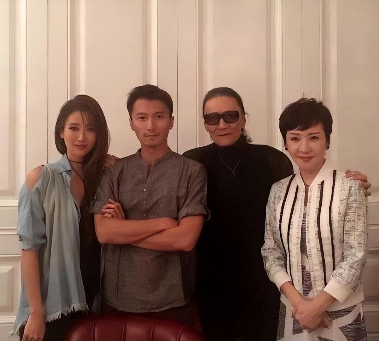 谢婷婷资料 ：37岁未婚生女，女儿已3岁，丈夫身份至今成谜