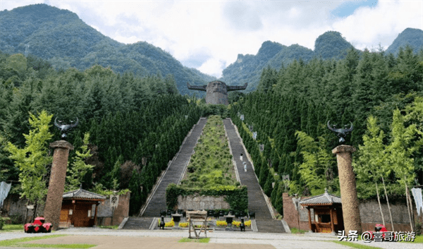 神农架旅游必玩的几个景点(湖北神农架旅游景点介绍)