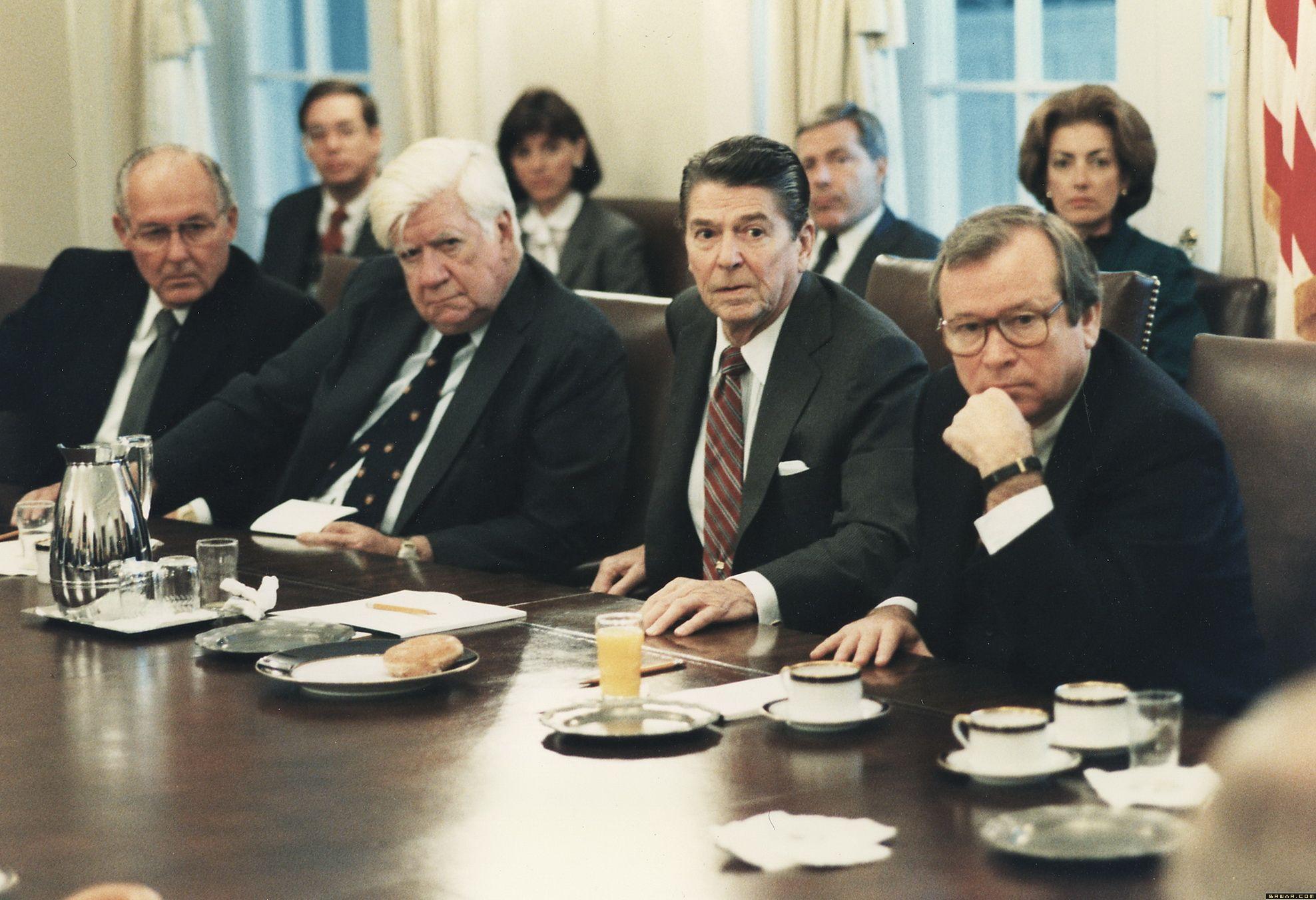 里根从平民到美国总统的人生经历（美国总统里根的故事）