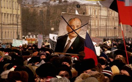 里根从平民到美国总统的人生经历（美国总统里根的故事）