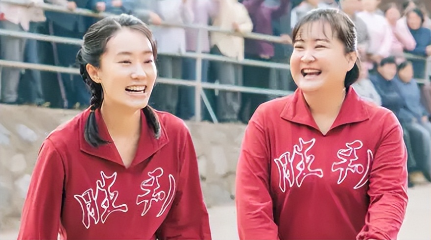 消失的“巨星”张小斐：一夜爆红后转瞬即逝，她身上哪里出错了？