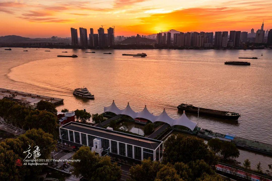 3、长江文化广场