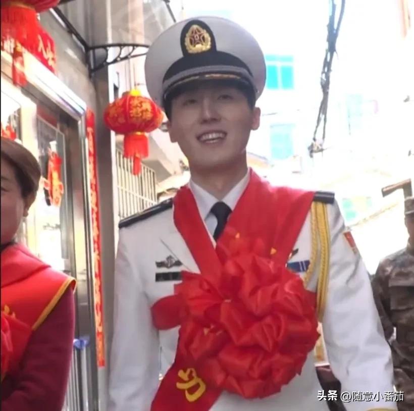 一等功臣子女享受什么待遇(一等功臣子女上学有优待吗)