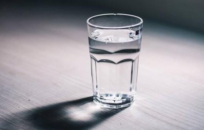 ​晨起别喝这样的水