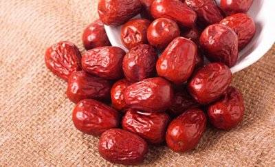 ​光靠大枣补血不靠谱 贫血患者的四款食疗方
