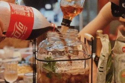 ​tomorrow鸡尾酒怎么调(古典鸡尾酒怎么做)