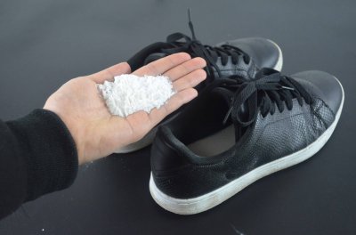 ​鞋子臭味怎么快速去除小苏打招鞋子臭味怎么快速去除用茶叶