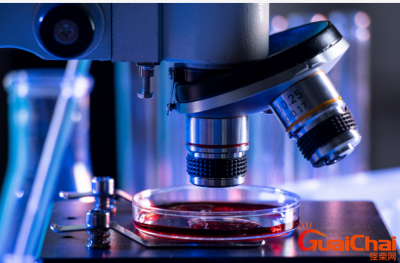 ​如何使用显微镜？使用显微镜要注意什么？