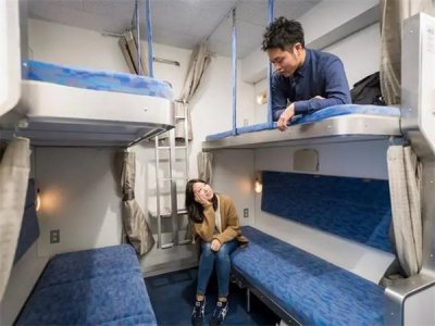 ​硬卧中铺是不是很难受