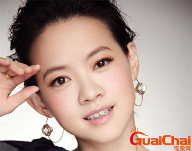 ​曾宝仪为啥45岁还没有结婚？没想到原因竟是这样的