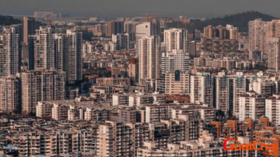 ​高楼林立是什么意思  是褒还是贬呢