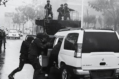 ​1995年番禺大劫案真实影像，5人抢劫1500万，最后一人21年后落网