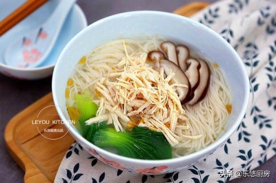 ​挂面怎么做好吃简单方法（泡面？不如煮碗挂面，8种挂面吃法，有滋有味，省钱