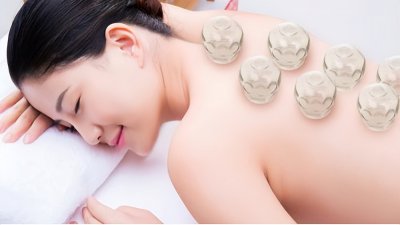 ​拔火罐好处多还是坏处多（拔火罐，有什么好处和弊端，能不能疏通血管？一文告