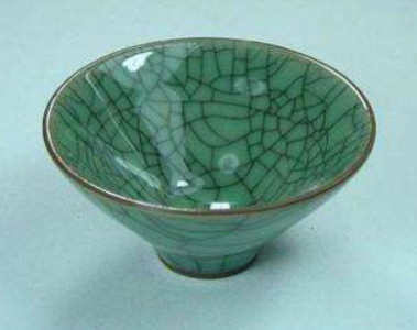 ​极端的美感，绝美的冰裂纹瓷器