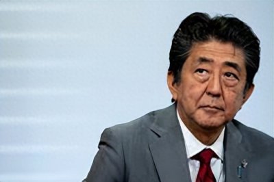 ​安倍晋三生平简介