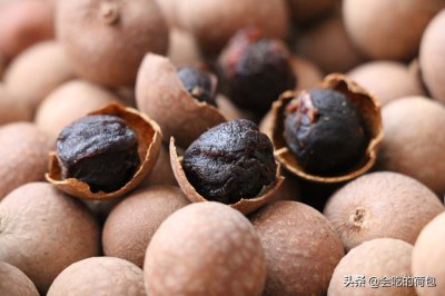 ​桂圆干怎么吃 8月要常吃桂圆，气色差的人多吃点！教你正确吃法，好吃不上火！