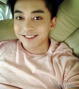 ​《爱情公寓》张益达的老婆原来是小燕子 如今身体发胖 幸福要死