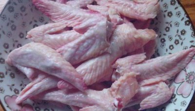 ​鸡翅尖的做法大全，每种都简单美味，看看你喜欢吃哪种？