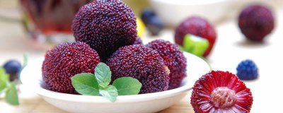 ​冰糖加杨梅可以直接泡吗 杨梅加冰糖熬成水,有什么作用