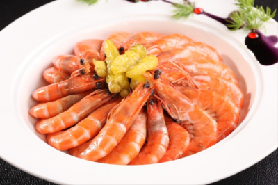 ​怎样煮大虾最好吃 大虾用水煮，鲜味就跑了，渔民的做法不放一滴水，鲜香嫩滑Q