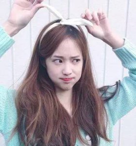 ​发带的系法怎么好看（发带怎么带？10款发带编发发型设计感超强！）