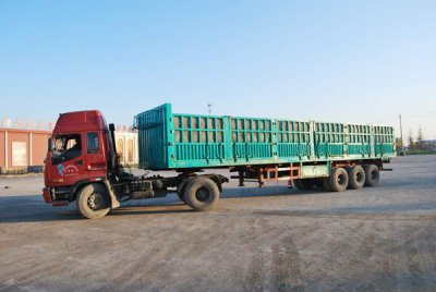 ​半挂车倒车的方法与技巧