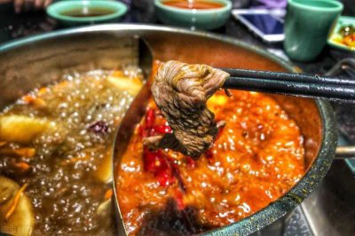 ​涮锅的菜品有哪些(吃火锅必点什么菜？牢记“这24道”，火锅每次涮到爽，建议