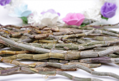 ​铁皮石斛贵的和便宜点有啥区别 铁皮石斛为什么那么硬