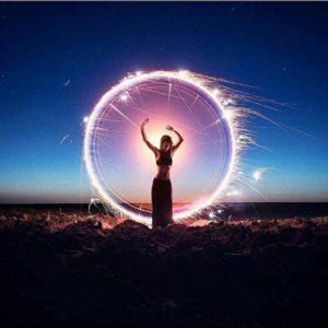 ​心里憋一肚子火的说说(压抑憋屈的心情说说，深情扎心，看完想哭)